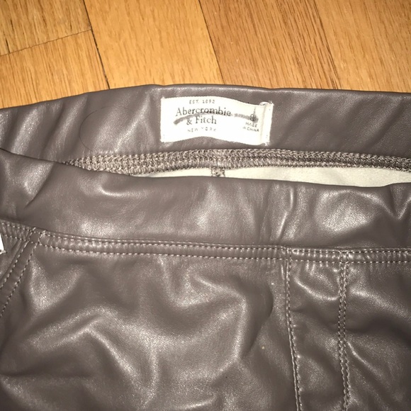 Abercrombie and Fitch Faux Leather pants - Picture 2 of 2
